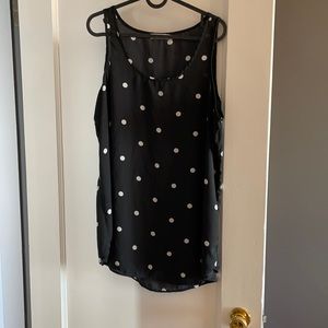 Sleeveless blouse